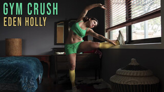 Eden Holly Fingering Her Wet Pussy in the Gym - смотреть новое порно видео HD-PORN.ONLINE