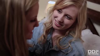 Satine Spark Lesbian Pussy Licking - Horny Blonde Fingering - наслаждайтесь лучшим порно на HD-PORN.ONLINE