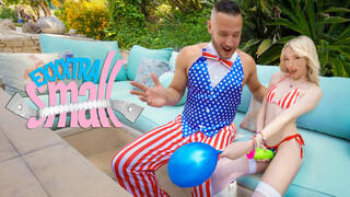 Patriotic Party Girl Spanking Fun - наслаждайтесь лучшим порно на HD-PORN.ONLINE