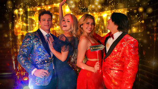 Home Alone with Stepsisters - смотреть новое порно видео HD-PORN.ONLINE