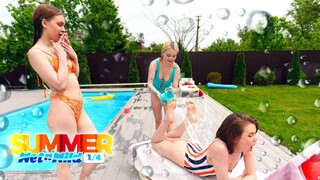 Wet Summer Fun with 3 Hot Girls - смотреть новое порно видео HD-PORN.ONLINE