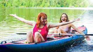 Lesbo Kayak Adventure with Olivia and Emma - наслаждайтесь лучшим порно на HD-PORN.ONLINE