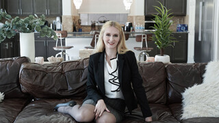 Blindfolded Surprise - наслаждайтесь лучшим порно на HD-PORN.ONLINE