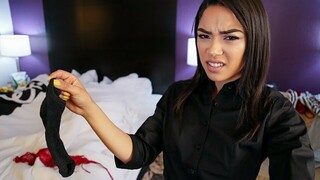  Maid Discovers Steamy Couple in Bed  - смотреть новое порно видео HD-PORN.ONLINE