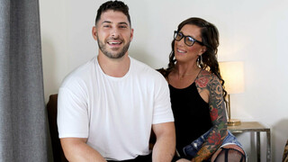 Lance Richards Pounds Tera Bronx Hard in Hot Interview - наслаждайтесь лучшим порно на HD-PORN.ONLINE