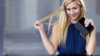 Blonde Czech Girl Masturbates in Solo Interview - наслаждайтесь лучшим порно на HD-PORN.ONLINE