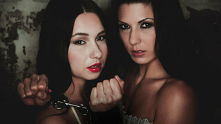 Lesbian Fitness Sex - Taylor Sands & Alexa Tomas Hot Workout - смотреть новое порно видео HD-PORN.ONLINE