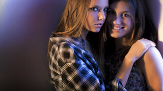 Julia Roca's Sensual Double Trouble - наслаждайтесь лучшим порно на HD-PORN.ONLINE