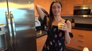 Emily Willis Gets Wild in Vegas - Shaved Brunette Shower Fun - наслаждайтесь лучшим порно на HD-PORN.ONLINE