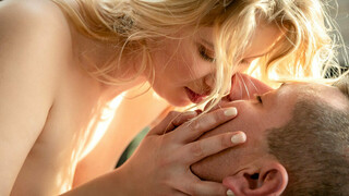 Tempting Czech Blonde Casey - наслаждайтесь лучшим порно на HD-PORN.ONLINE