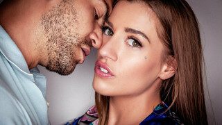 Hot Czech Couple Fucking Outdoors - Juan Lucho & Silvia Dellai - наслаждайтесь лучшим порно на HD-PORN.ONLINE